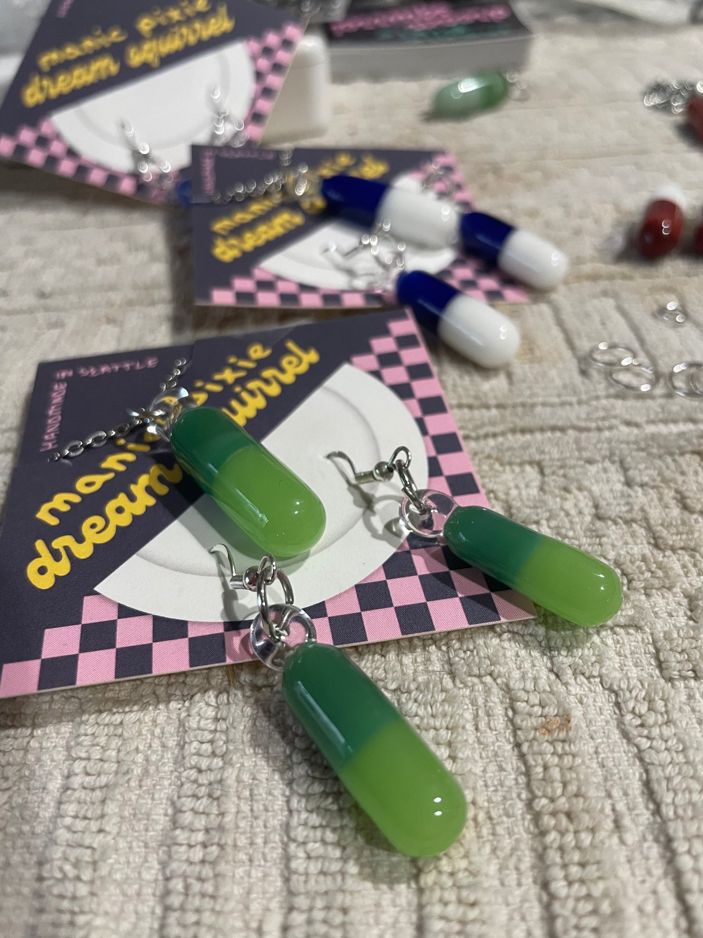 Two-Tone Pill Sets