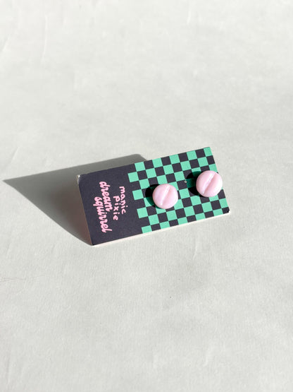 Pill Studs